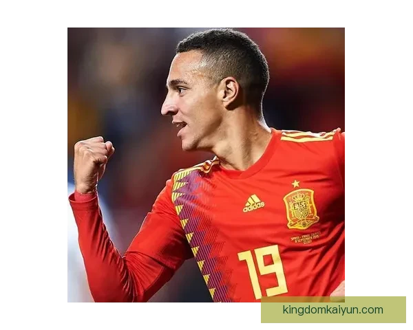 罗德里戈少年时期足球梦想起点与成长轨迹迹